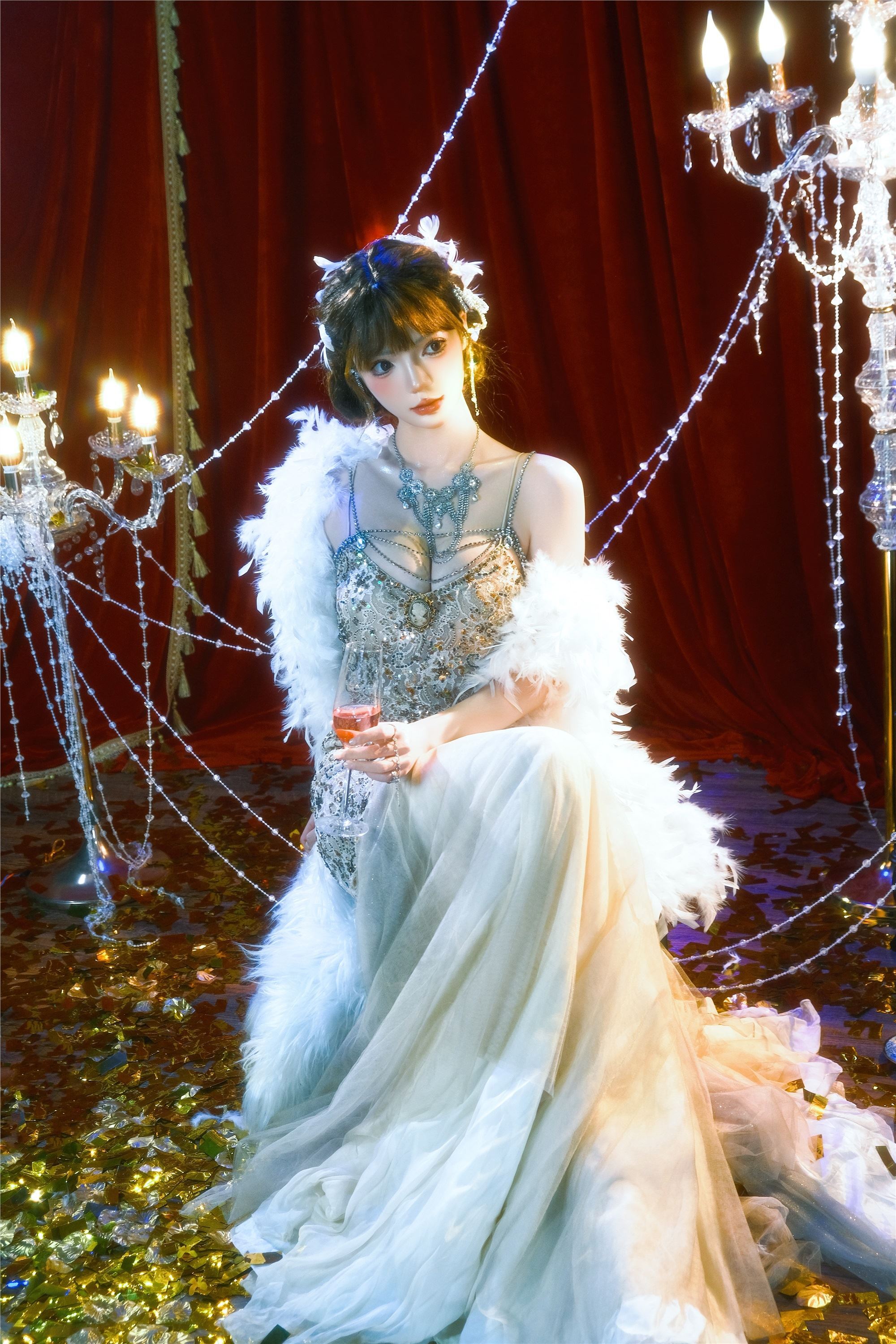 YITUYU艺图语 2025.01.25 女明星的圣诞晚宴 宿命恋人